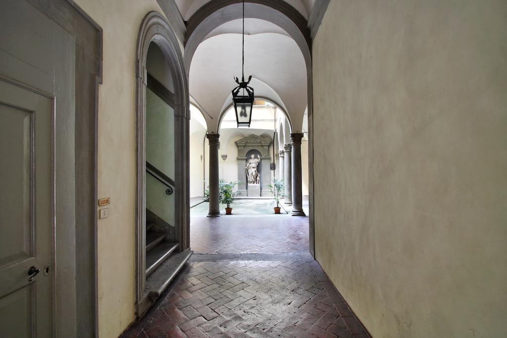 Palazzo Tolomei - Residenza D'Epoca Florence Luaran gambar