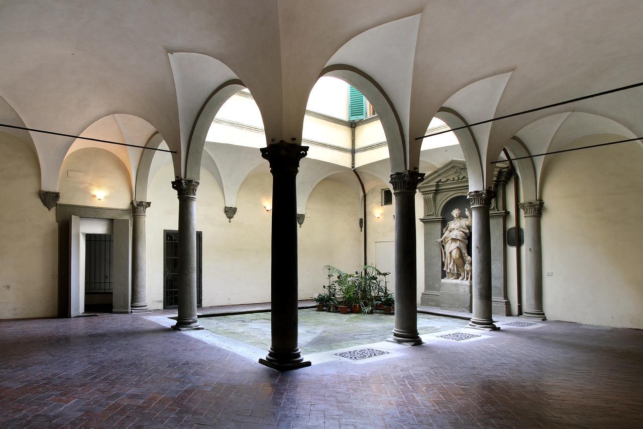 Palazzo Tolomei - Residenza D'Epoca Florence Luaran gambar