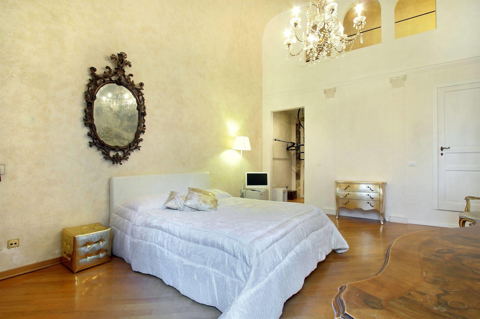 Palazzo Tolomei - Residenza D'Epoca Bed & Breakfast Florence Luaran gambar